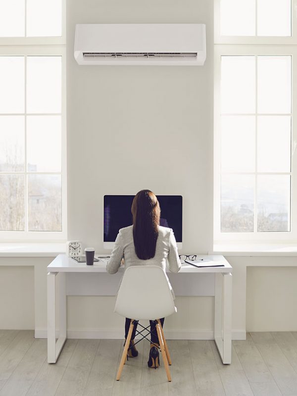 installation de climatisation réversible pour particuliers et professionnels